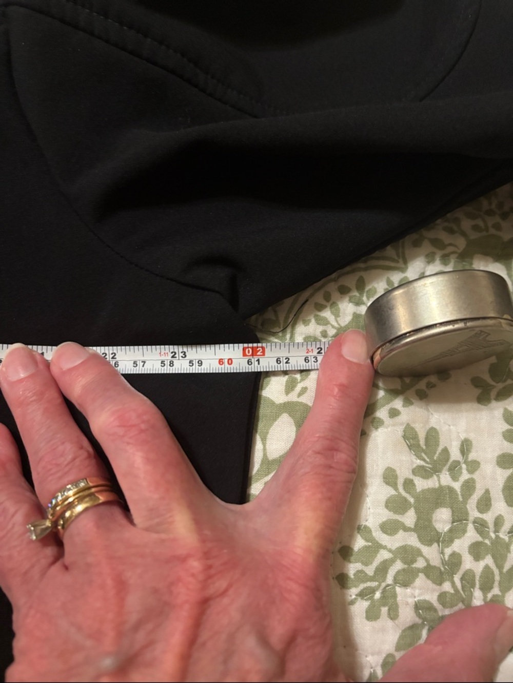 Eddie Bauer Women’s Black Rain Jacket w/ soft fleece interior - Picture 7 of 7